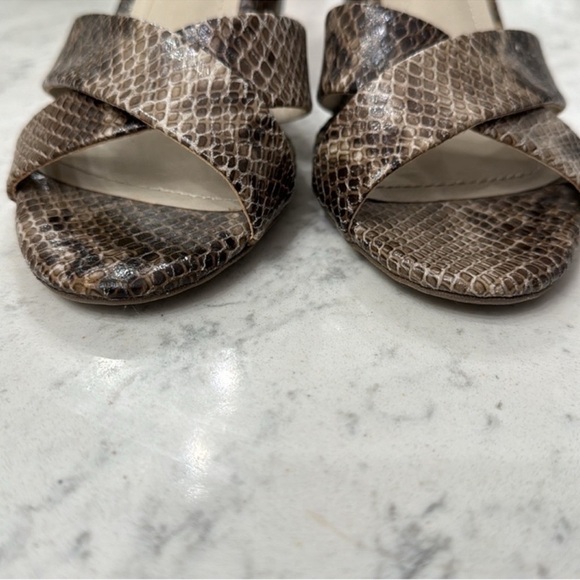Rialto Snake Print Faux Leather Heels/Sandals Sz 6.5 Brown Beige Ankle Strap - Picture 4 of 9
